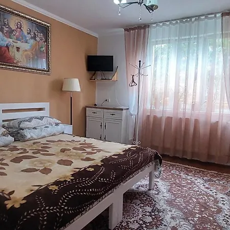 בית הארחה вікенд Weekend קוואסי